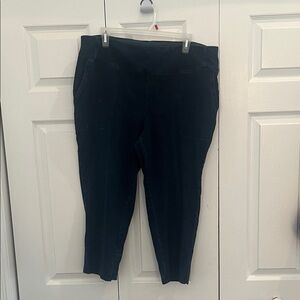 Women with Control Black Capris